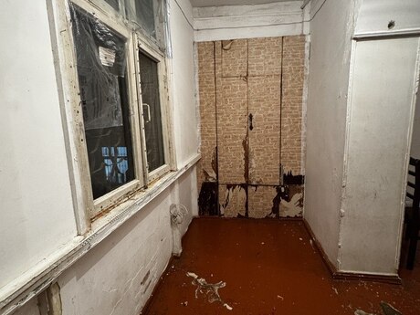 2 otaqlı köhnə tikili - Bakıxanov q. - 55 m²