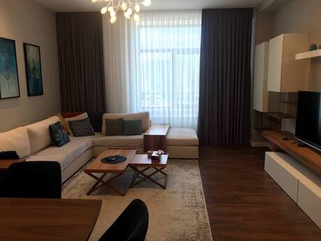 4 otaqlı yeni tikili - Ağ şəhər q. - 168 m²