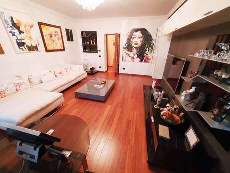 3 otaqlı köhnə tikili - İçəri Şəhər m. - 110 m²