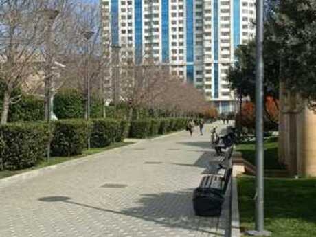 3 otaqlı yeni tikili - İnşaatçılar m. - 130 m²
