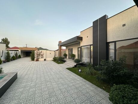 4 otaqlı həyət evi/bağ evi - Mərdəkan q. - 200 m²