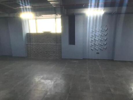 Obyekt - Nizami m. - 465 m²