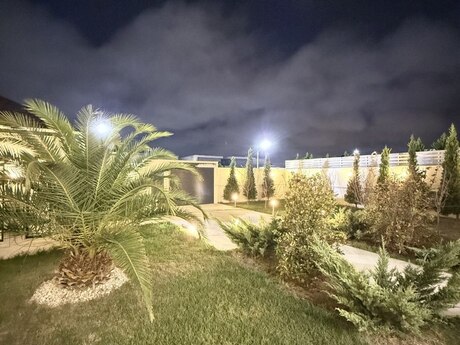 4 otaqlı həyət evi/bağ evi - Mərdəkan q. - 220 m²