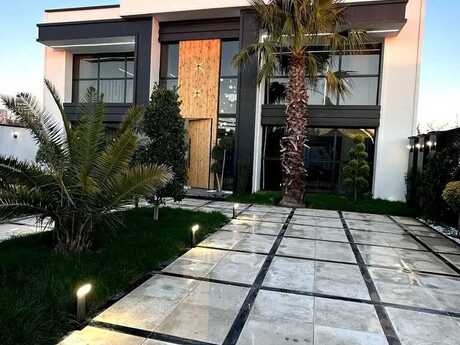 5 otaqlı həyət evi/bağ evi - Bilgəh q. - 300 m²