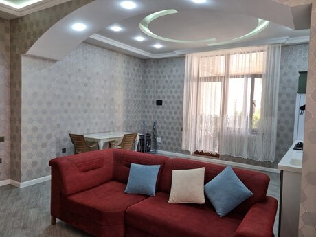 2 otaqlı həyət evi/bağ evi - Buzovna q. - 80 m²