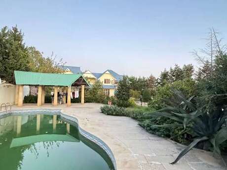 4 otaqlı həyət evi/bağ evi - Mərdəkan q. - 250 m²