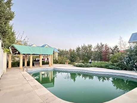4 otaqlı həyət evi/bağ evi - Mərdəkan q. - 250 m²