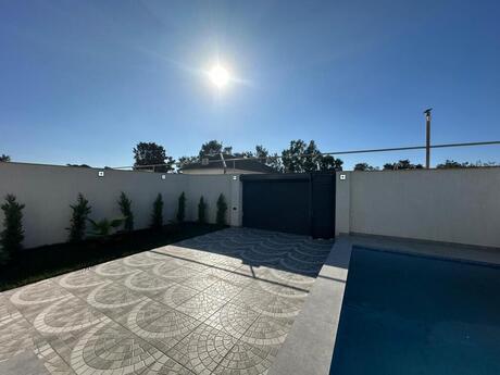 4 otaqlı həyət evi/bağ evi - Şüvəlan q. - 144 m²