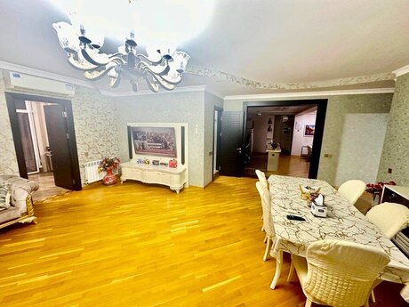 4 otaqlı yeni tikili - Azadlıq Prospekti m. - 200 m²