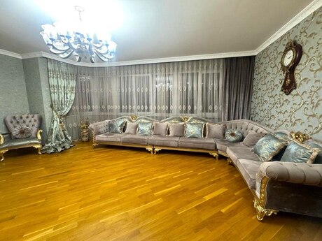 4 otaqlı yeni tikili - Azadlıq Prospekti m. - 200 m²