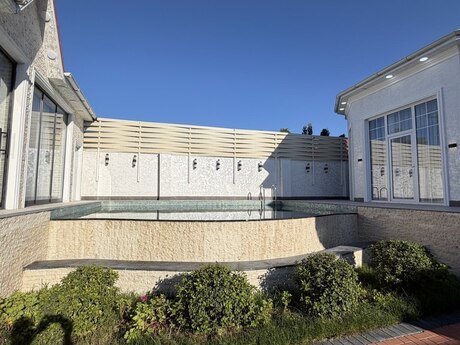 5 otaqlı həyət evi/bağ evi - Mərdəkan q. - 200 m²