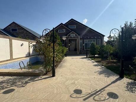 4 otaqlı həyət evi/bağ evi - Mərdəkan q. - 200 m²