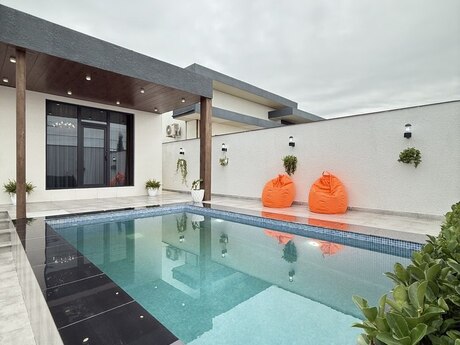 4 otaqlı həyət evi/bağ evi - Mərdəkan q. - 150 m²