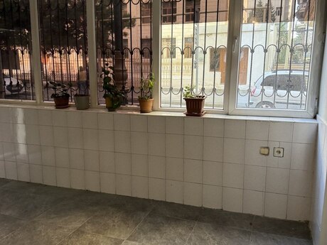 3-комн. вторичка - м. Низами - 110 м²