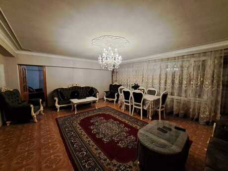 4 otaqlı köhnə tikili - Elmlər Akademiyası m. - 130 m²
