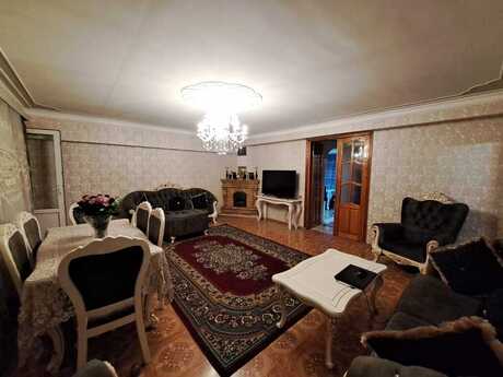 Объявление №5591050 - Баку, м. Элмляр Академиясы, 4-комн., 130 м², 3/9 этаж