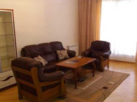Elan №5591888 - Bakı, Sahil m., 3 otaqlı, 137 m², 7/13 mərtəbə