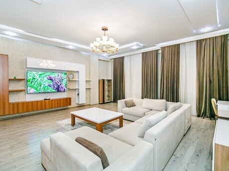 3 otaqlı yeni tikili - 28 May m. - 132 m²
