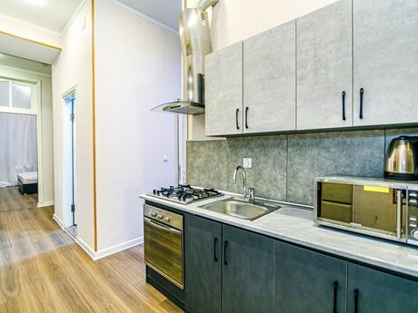 5 otaqlı köhnə tikili - Sahil m. - 207 m²