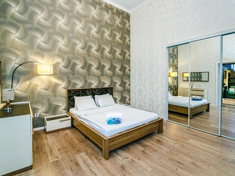 3 otaqlı köhnə tikili - Sahil m. - 78 m²