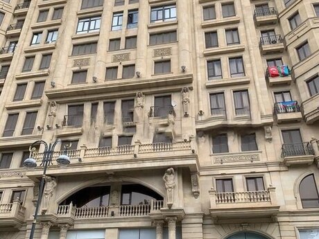 4-комн. новостройка - м. Ичеришехер - 288 м²