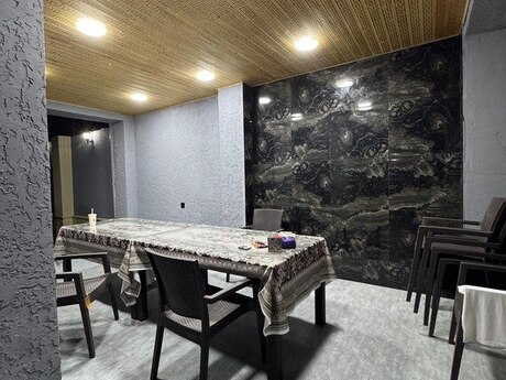4 otaqlı həyət evi/bağ evi - Mərdəkan q. - 250 m²