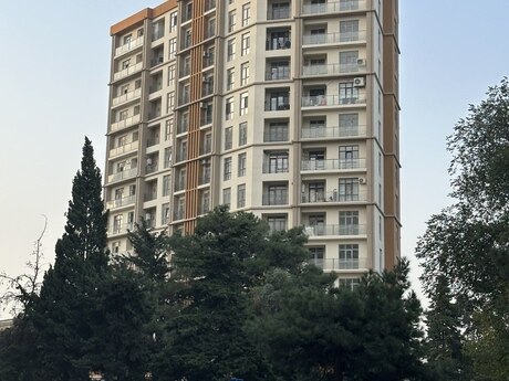 2 otaq · 95 m² · 8/13 mərtəbə, Bakıxanov