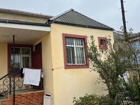3 otaqlı həyət evi/bağ evi - Əhmədli q. - 90 m²