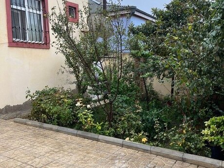 3 otaqlı həyət evi/bağ evi - Əhmədli q. - 90 m²