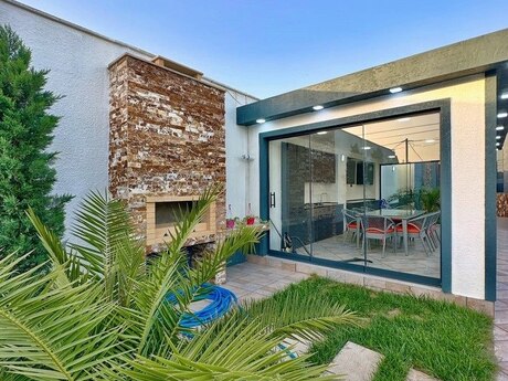 4 otaqlı həyət evi/bağ evi - Mərdəkan q. - 250 m²
