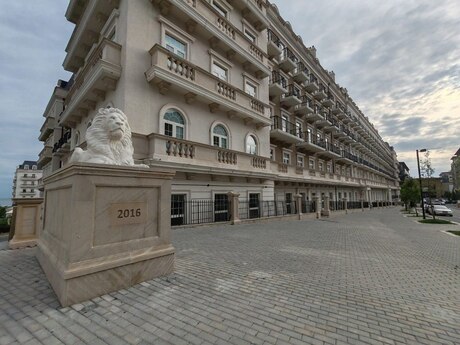 4 otaqlı yeni tikili - Ağ şəhər q. - 160 m²
