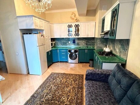 Kirayə 3 otaqlı mənzil, 100 m², 28 May: 1 050 ₼/ay 5