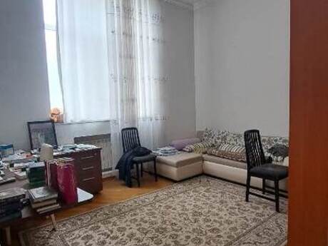 6-комн. дом/дача - пос. Бадамдар - 450 м²