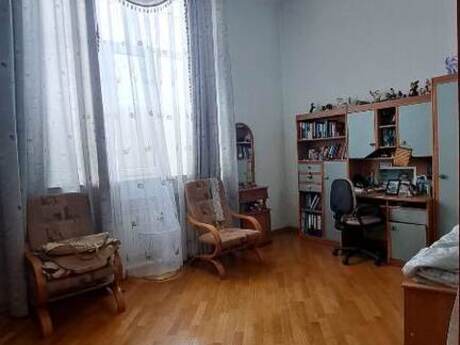 6 otaqlı həyət evi, 450 m², Badamdar: 800 000 ₼ 5
