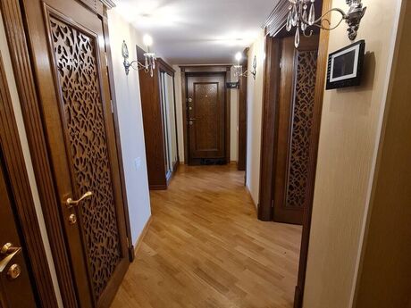3 otaqlı köhnə tikili - 28 May m. - 90 m²