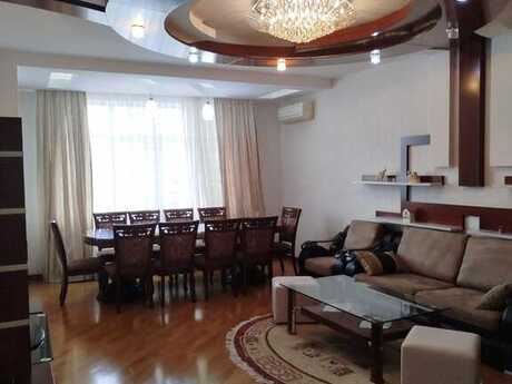 Elan №5597207 - Bakı, Əhmədli q., 3 otaqlı, 145 m², 14/16 mərtəbə