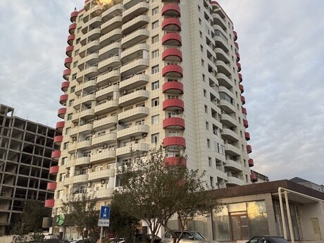 4 otaqlı yeni tikili - Xətai r. - 168.5 m²