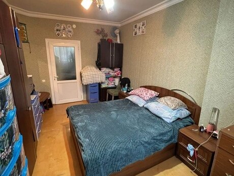 3-комн. вторичка - м. Ази Асланов - 80 м²