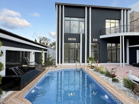 5 otaqlı həyət evi/bağ evi - Şüvəlan q. - 220 m²
