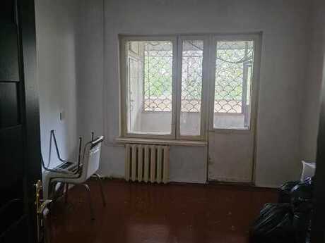 2 otaqlı köhnə tikili - Əhmədli q. - 65 m²
