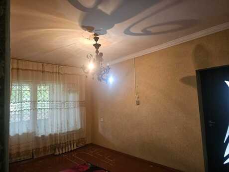 2 otaqlı köhnə tikili - Əhmədli q. - 65 m²