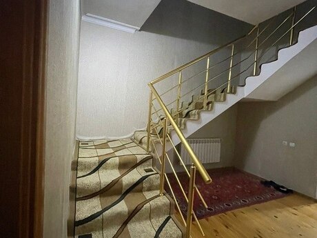 5-комн. дом/дача - пос. Бадамдар - 180 м²