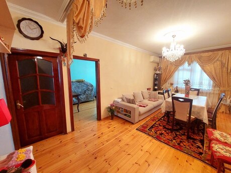 4-комнатная квартира, 101 м², Azadlıq Prospekti: 220 000 ₼ 3