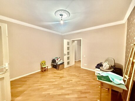 3 otaqlı mənzil, 70 m², Qara Qarayev: 196 000 ₼ 5