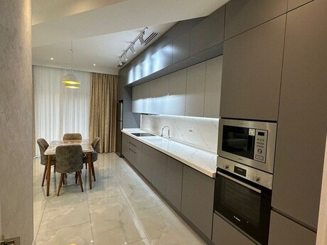 3 otaqlı yeni tikili - Ağ şəhər q. - 110 m²