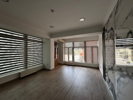 1 otaqlı ofis - Nərimanov r. - 40 m²