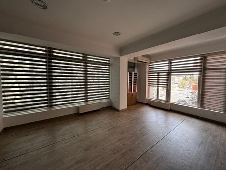 1 otaqlı ofis - Nərimanov r. - 40 m²