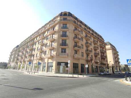 Elan №5600754 - Bakı, Ağ şəhər q., 4 otaqlı, 195 m², 3/7 mərtəbə