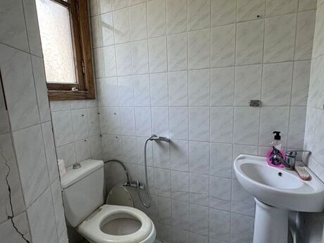 4 otaqlı köhnə tikili - 28 May m. - 79 m²