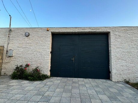 5 otaqlı həyət evi/bağ evi - Badamdar q. - 300 m²